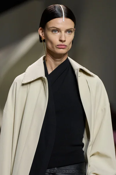 Look 114